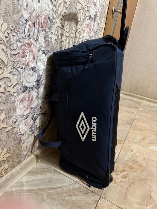 Дорожный чемодан