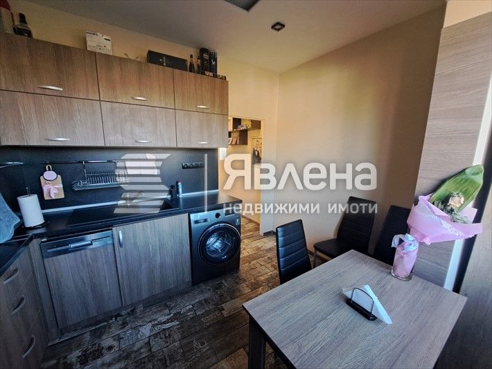 Продава се Двустаен апартамент в Варна, Възраждане 3 - 59 кв.м за 2034 €/кв.м - Снимка #7
