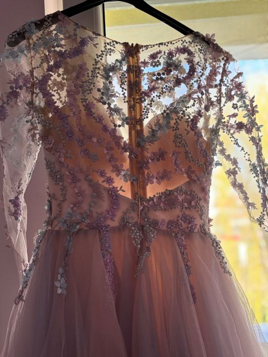 Официална  рокля