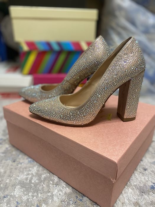 Продам туфли 36 размер