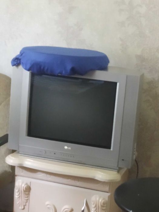 Продам телевизор  LG в рабочем состоянии