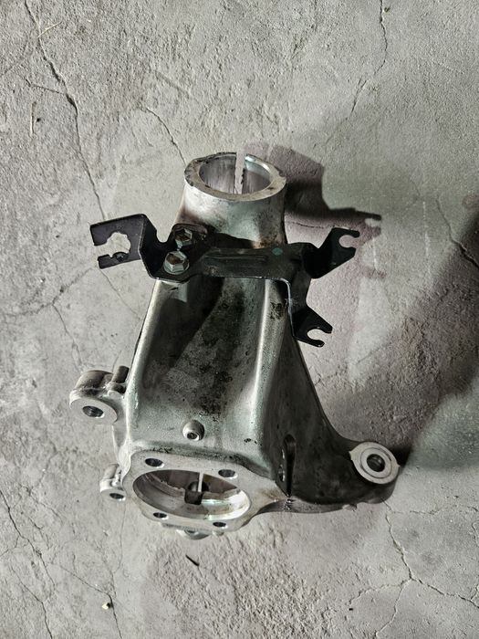 Ляв/десен шенкел за Nissan X-trail/Rogue