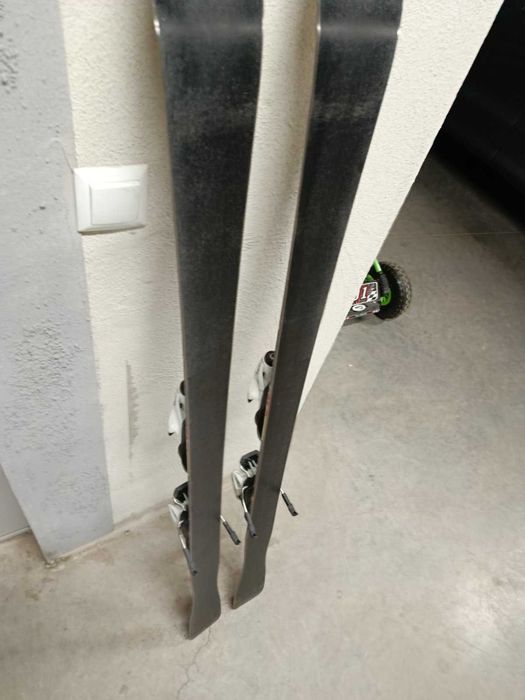 Rossignol Harmony 2 - 146см. с щеки