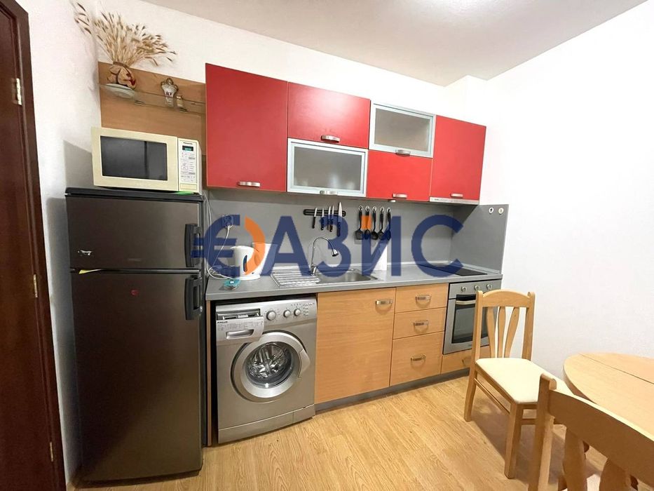 Продава се Двустаен апартамент в к.к. Слънчев бряг - 49 кв.м за 552 €/кв.м - Снимка #5