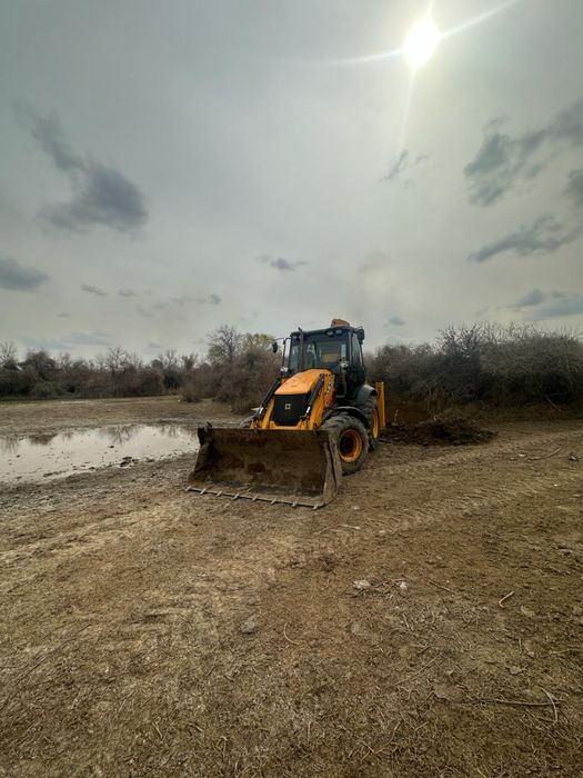 Услуги экскаватора