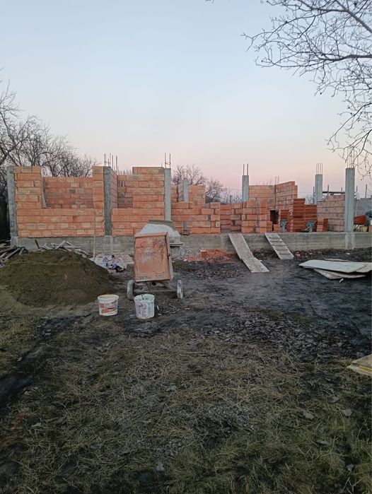 Executăm lucrari de constructii Echipa Serioasa! Preturi Corect!