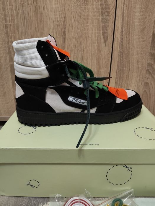 Off White 3.0 Mid Court