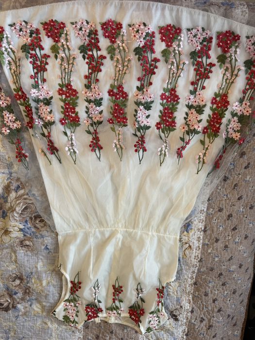 Продам очень нежное платье