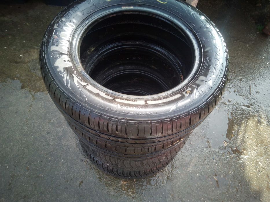 de  vanzare     anvelope     pentru  peugeot  206-e !!!