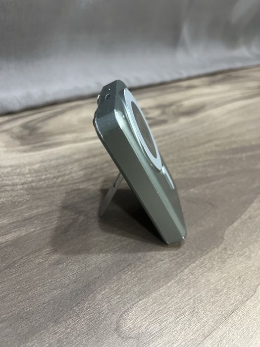 Паурбанк apple magsafe
