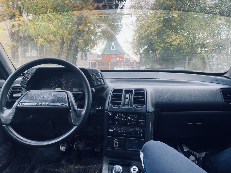 Лада ваз 2110.
