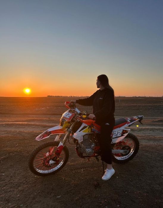 ПРОДАМ ЭНДУРО МОТОЦИКЛ ПИСАТЬ ВВАТСАП !!! ……………………………………………………………………..