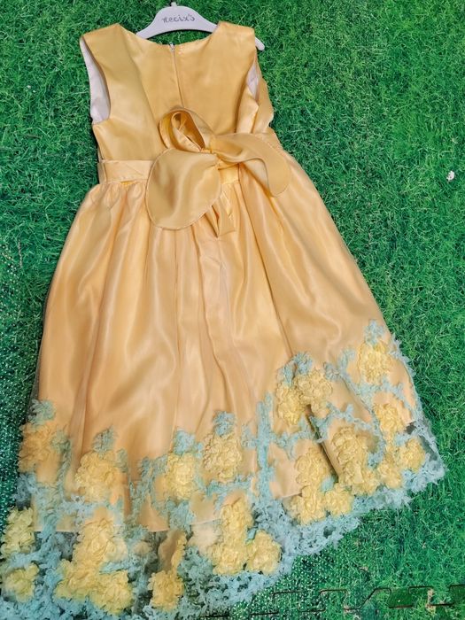 Продам детское платье