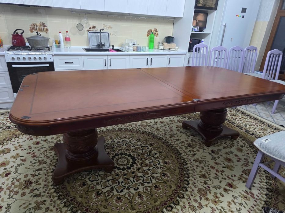 Стол гостинный б/у