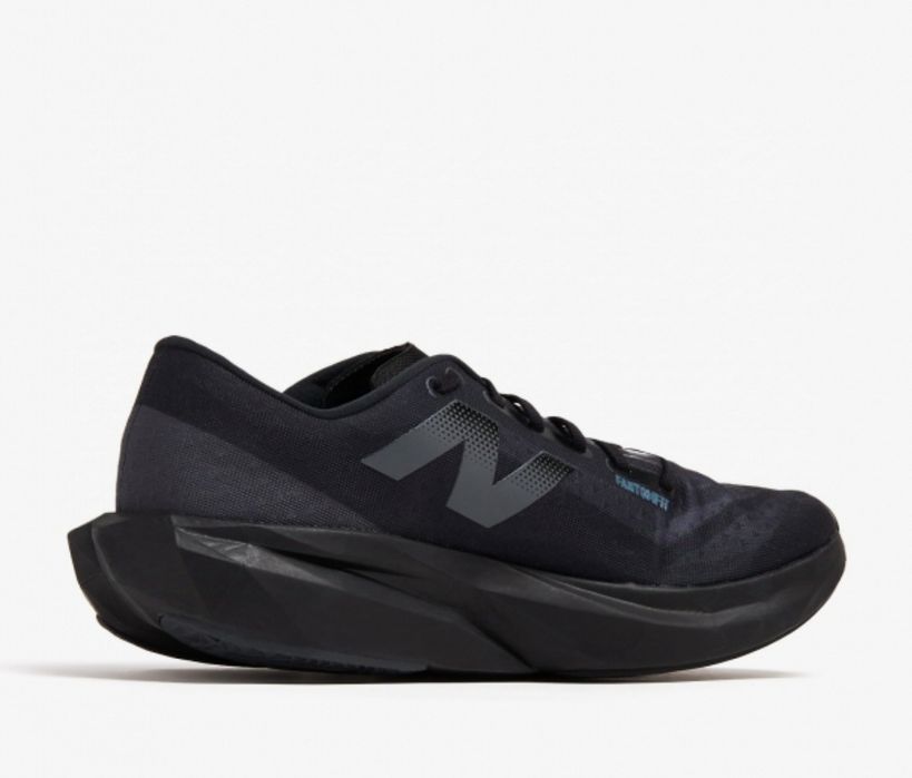 Продам кросовки New Balance FuelCell Rebel v4