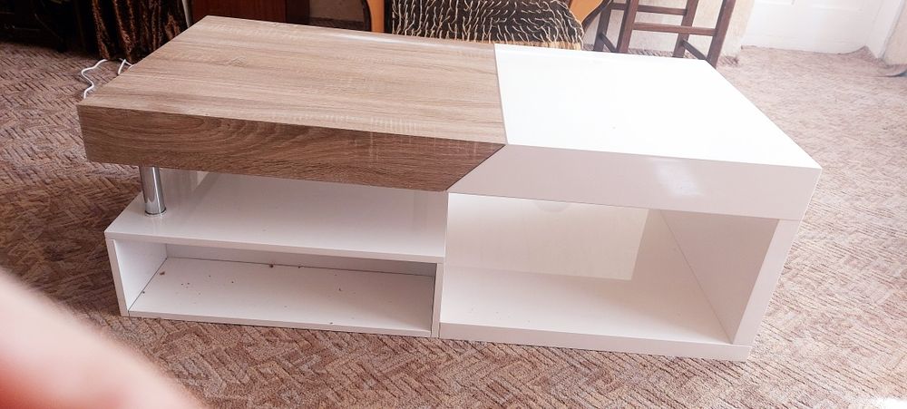 Разтегателна масичка