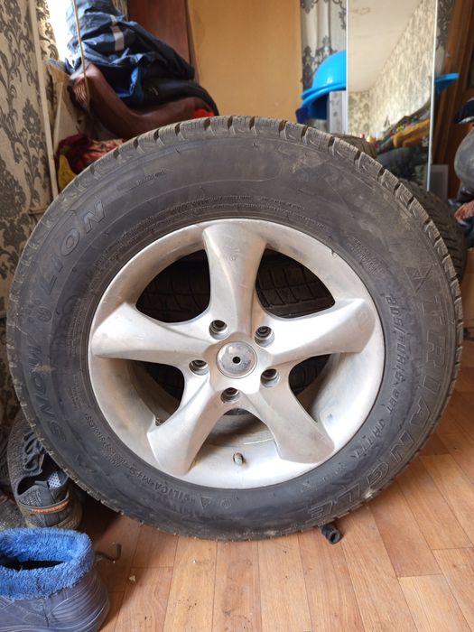 Зимние резины комплект с дисками