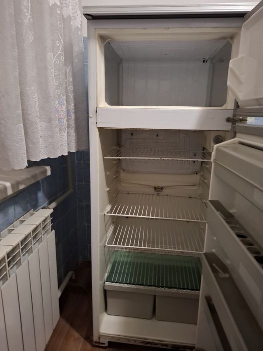 Продам холодильник"Минск,