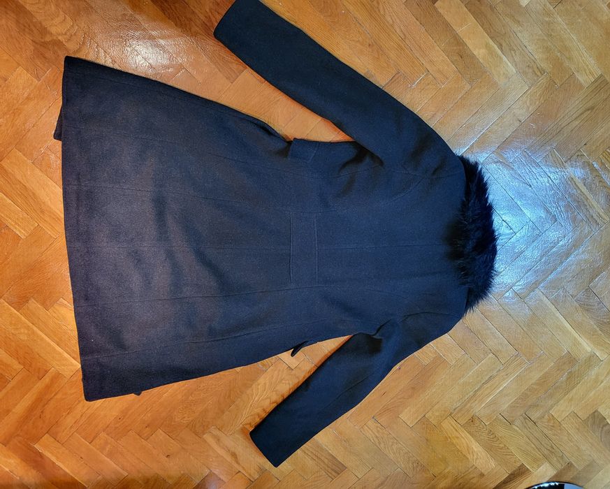 Trenci dama cu guler de blana marimea 44