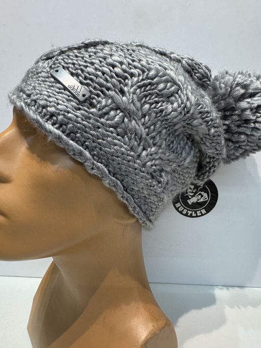 Дамска зимна шапка ADIDAS