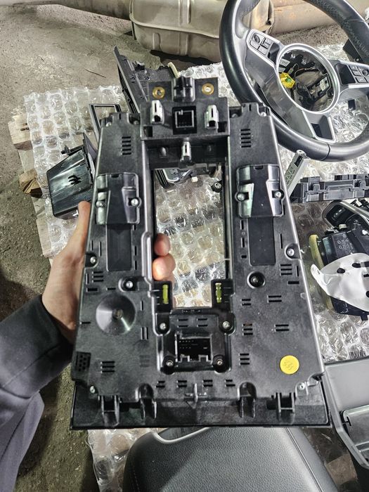 Управление/централна конзола за Porsche Cayenne 3