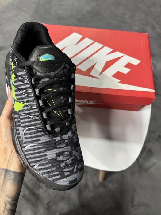 Nike Air Max Plus Digi-Camo / Smoke Grey Aquamarine