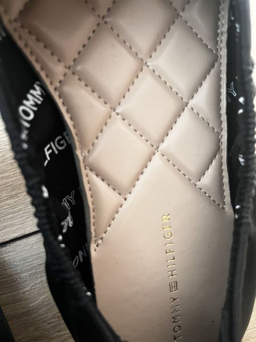 Продам балетки TOMMY HILFIGER