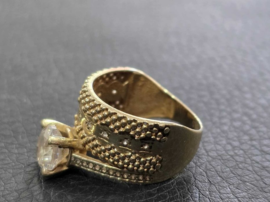 Дамски златен пръстен 14к 4,8грама