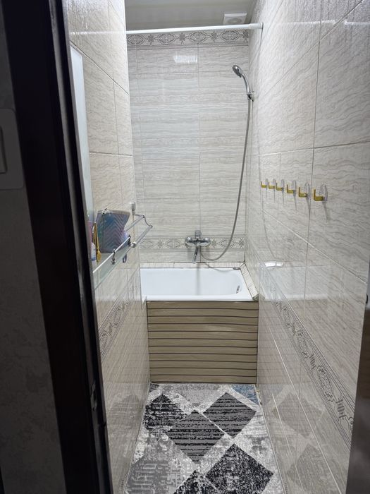 Қорақамишда 3 хона қилинган хонадон сотилади!