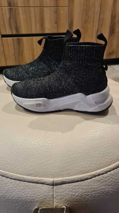 Детски обувки 28