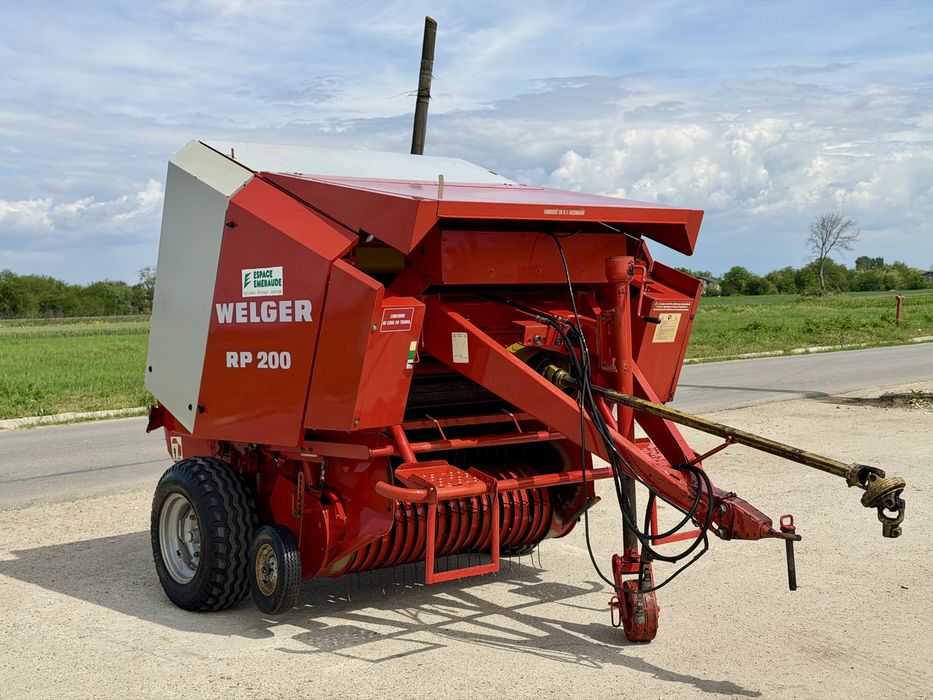 Presa/Balotiera Welger RP 200 Cu 2 Ate Ca Noua Import Recent Balot 120x120 Claas Krone
