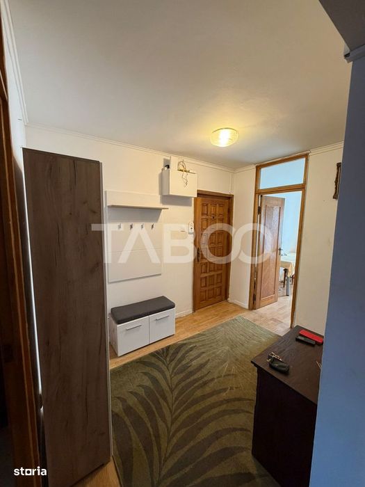 Apartament 3 camere etaj 1 de inchiriat zona Scoala de Inot Sibiu