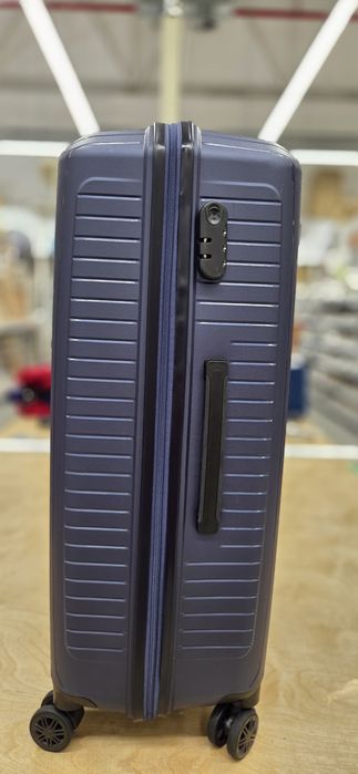 Куфар 80/50/30 чисто нов