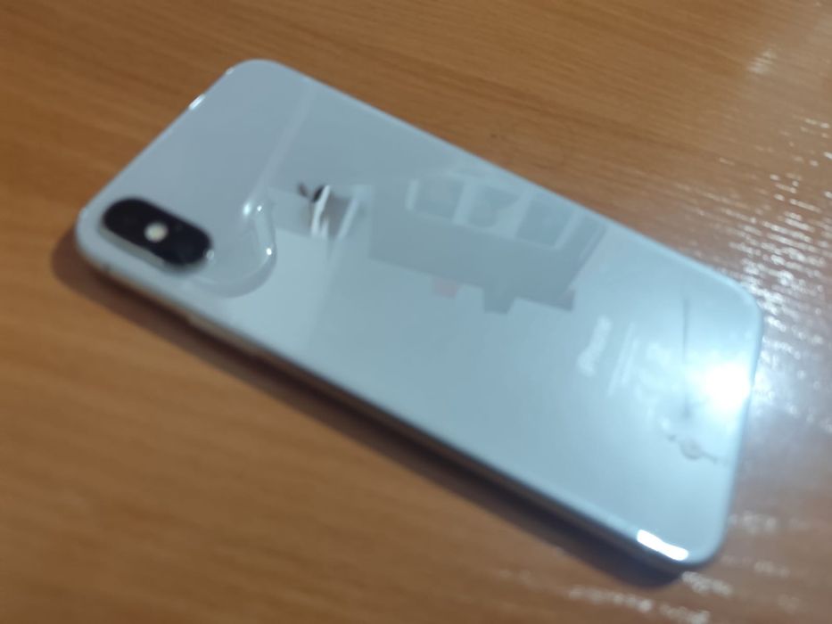 Продам айфон X 64gb