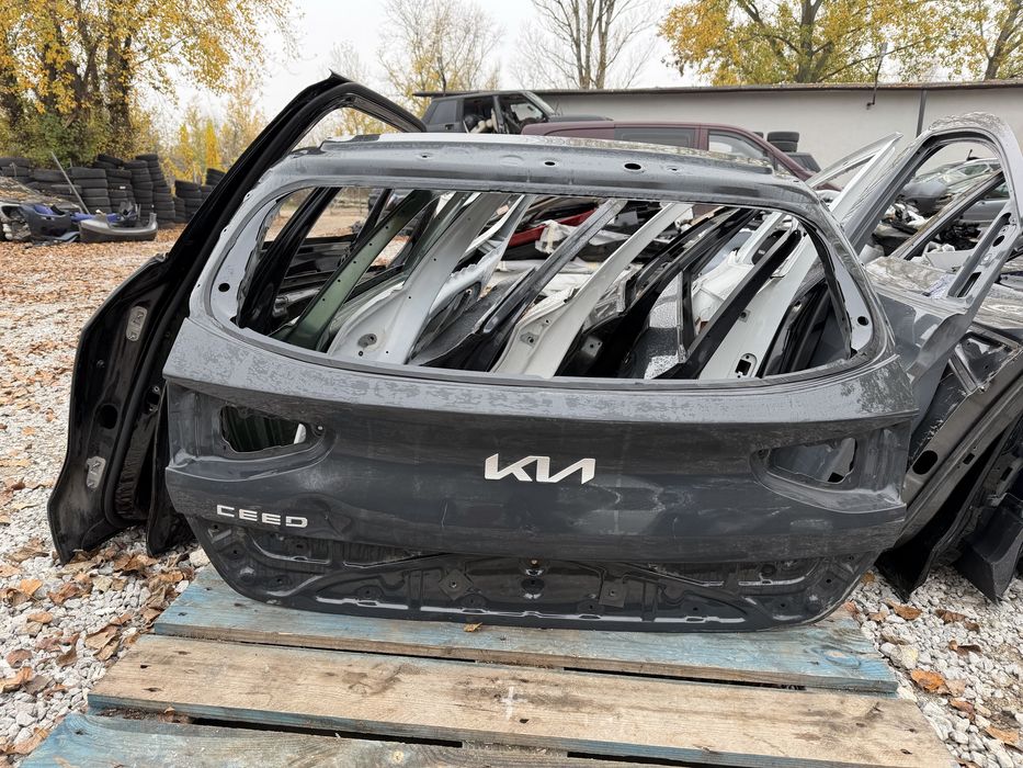 Капак/Багажник/Задна врата Kia Ceed