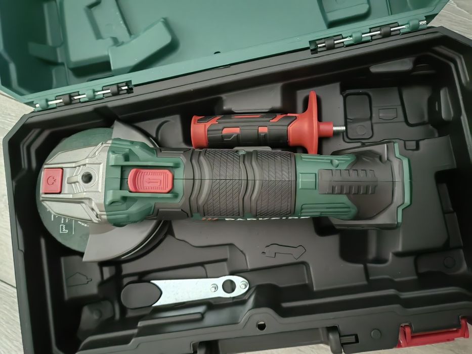 Rezervat - Polizor unghiular / flex Parkside