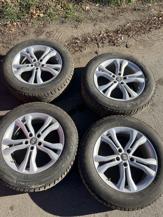 Продам Диски Р18 с резиной зима