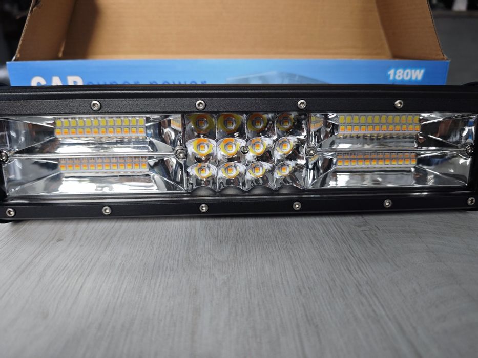 LED bar 30см 180W Двуцветен с блиц