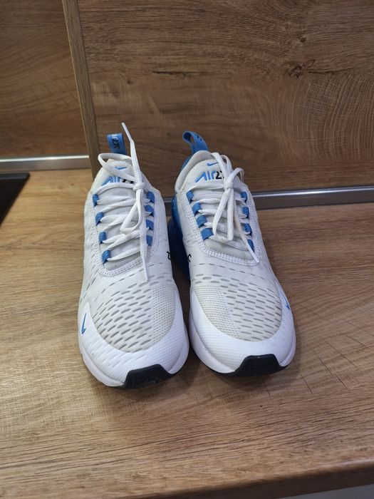 Nike Air Max 270