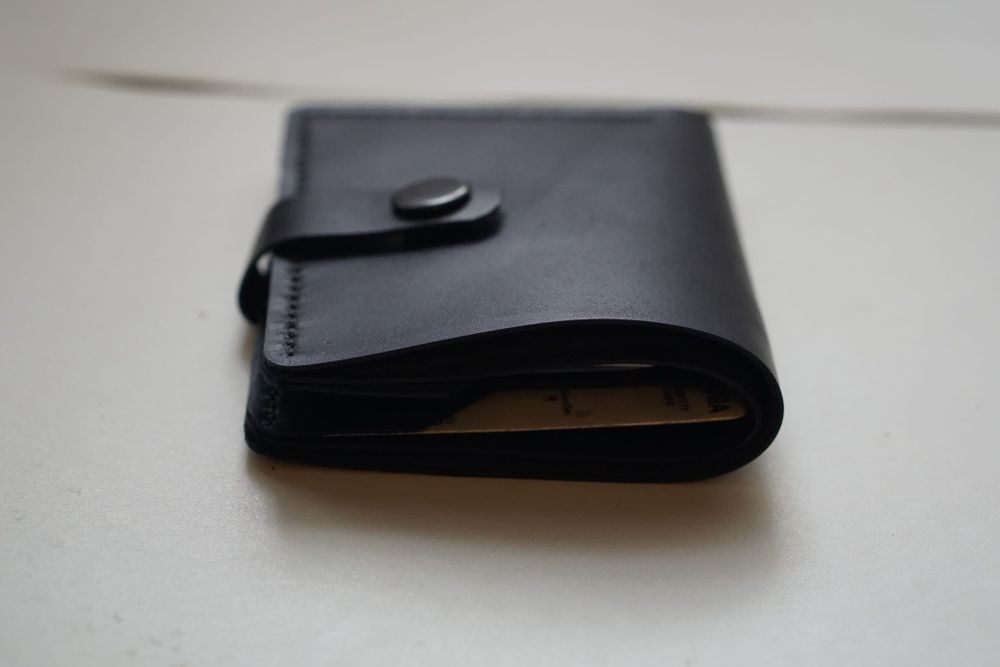 Portofel din piele naturală(1 bucată pe stoc)