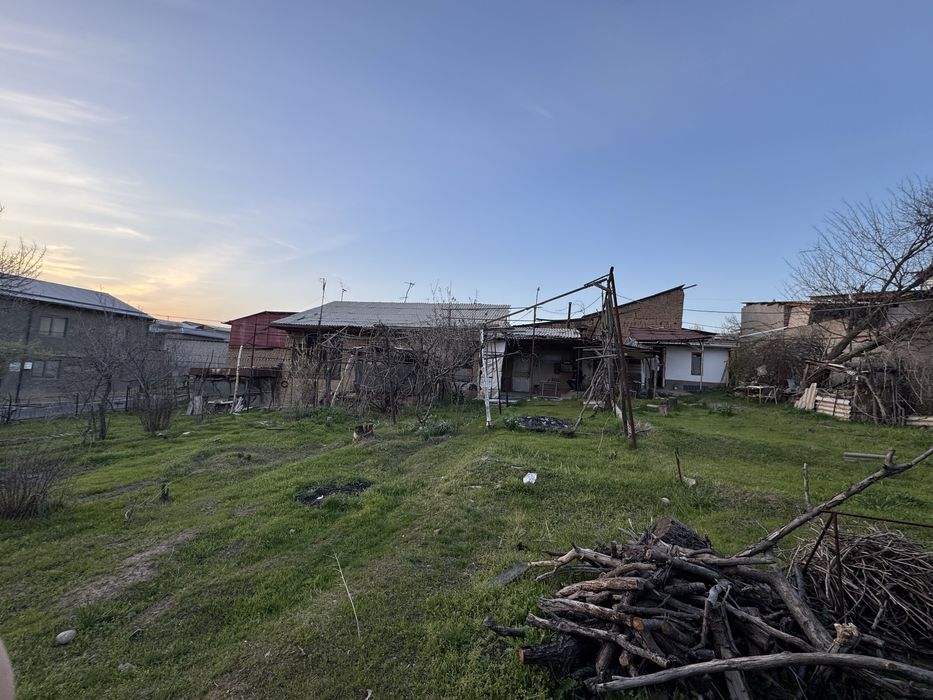 Yer sotiladi 8 sotix