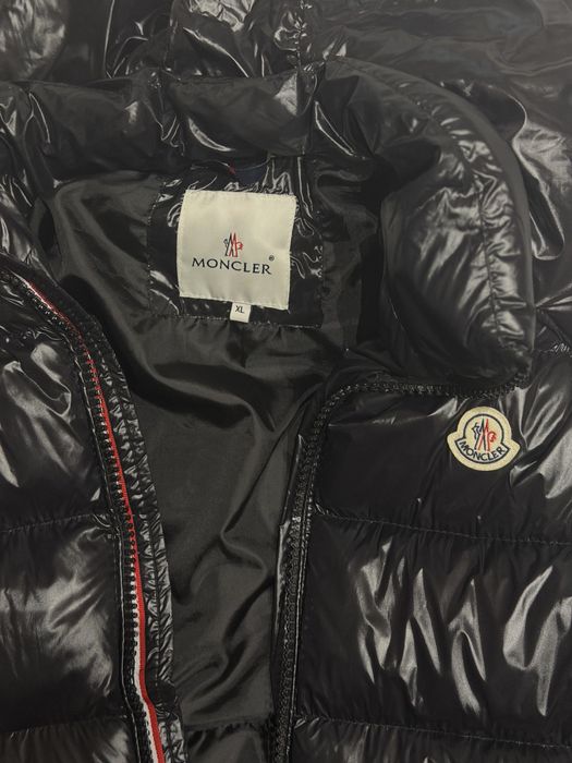 Мъжки елек, нов, Moncler XL