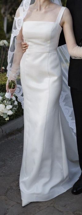 Женское белое платье