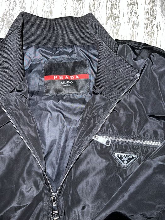 Прада преходно яке / Prada