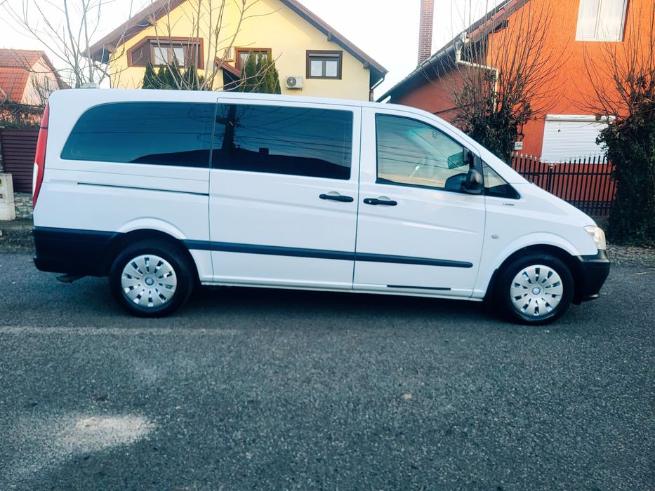 Mercedes-Benz Vito 8+1 Extralung transport persoane
