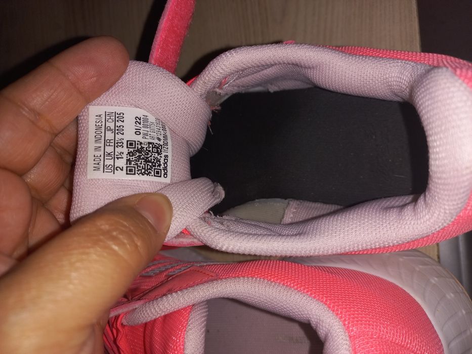 Adidași Adidas nr 33,5