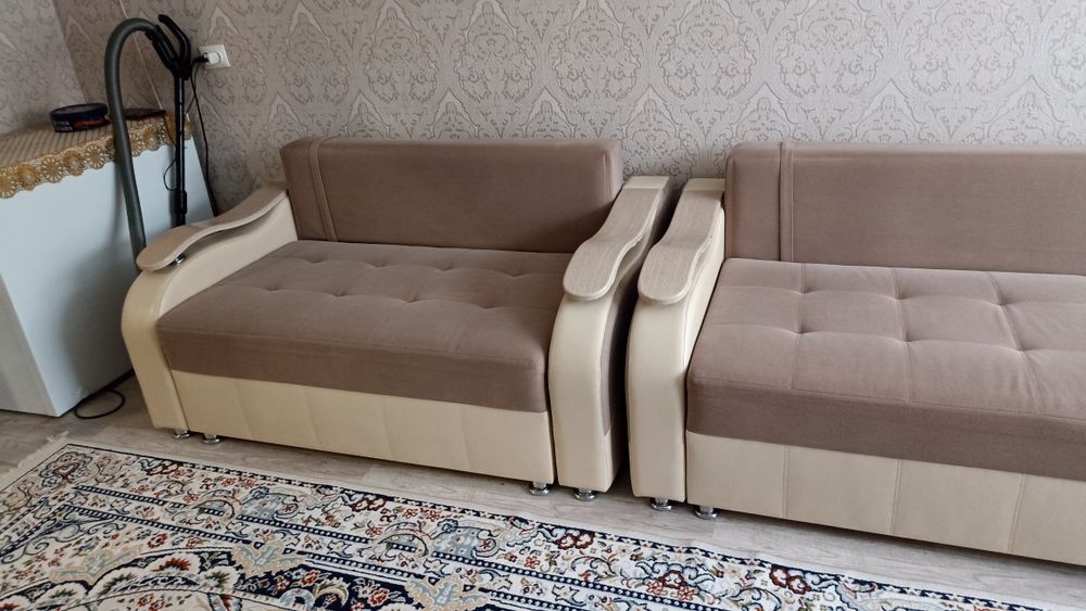 Продаю два дивана