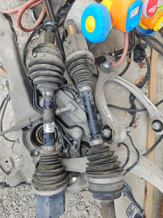 Предни полуоски мерцедес w205/w213 ( mercedes C/E class) 4matic