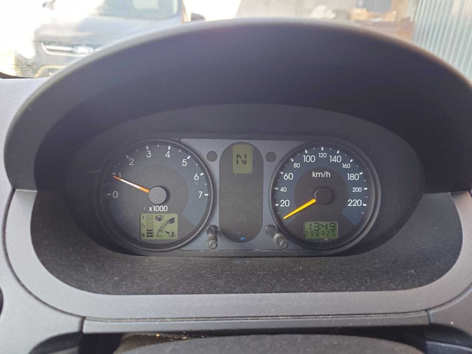 FORD Fiesta 2004 — imagine 5