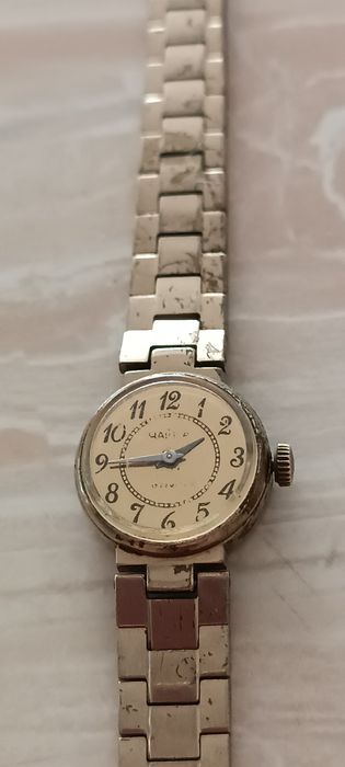 Часы советские  женские